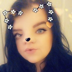 Meet your Posher, Allyson